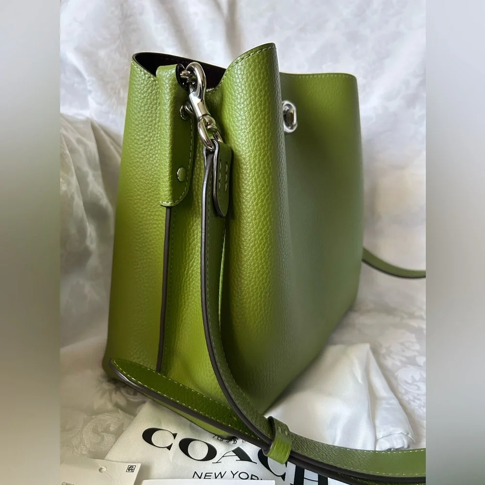 Coach Willow bag in Dark Lime - Picture 9 of 11
